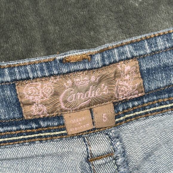 Vintage Candie's Cut-Off Shorts Womens 5 Blue Denim Embroidered Waist Y2K Boho - Picture 4 of 9
